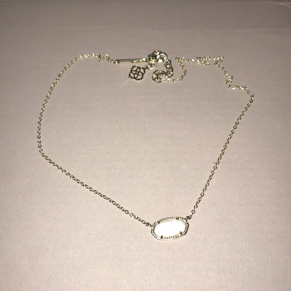 Kendra Scott Necklace